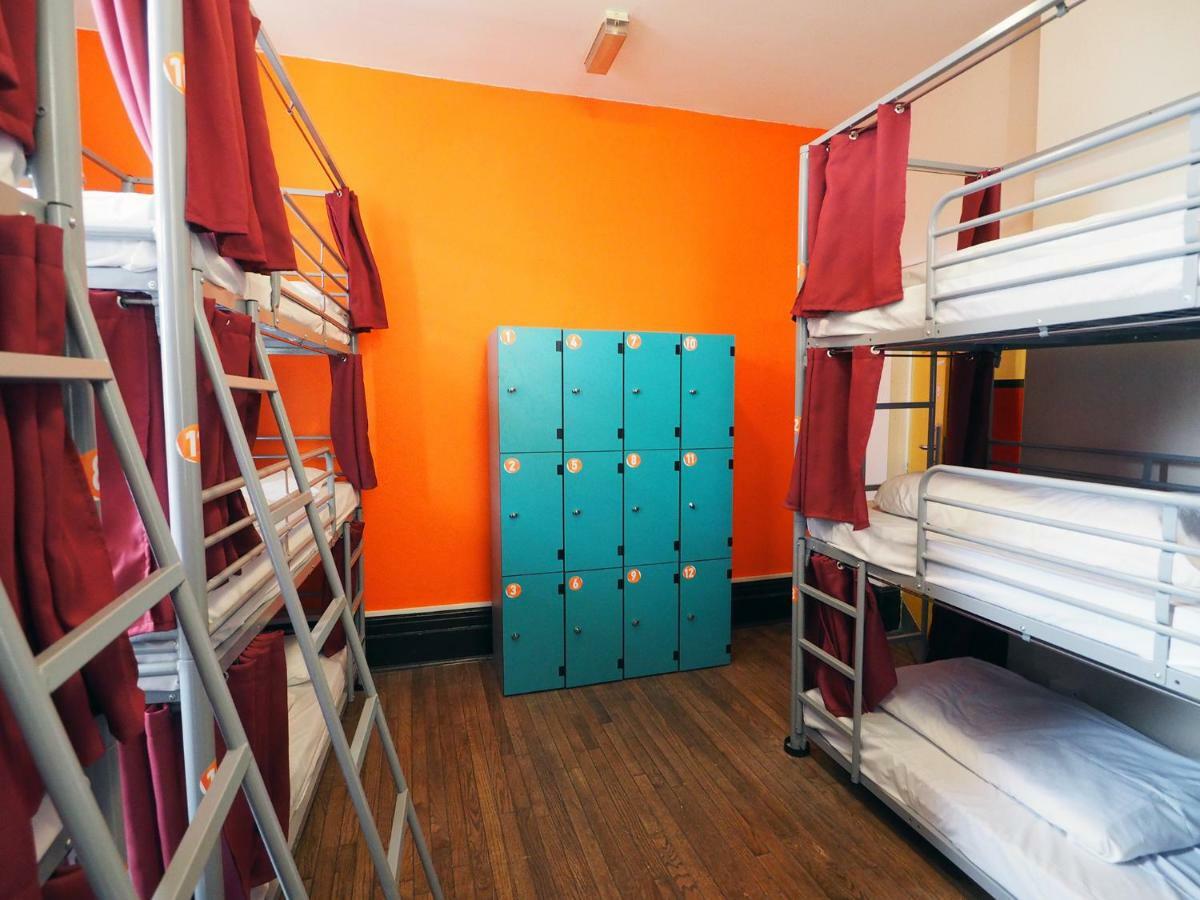Bed in 12-Bed Mixed Dormitory Room with External Shared Bathroom,829951178:JPEG